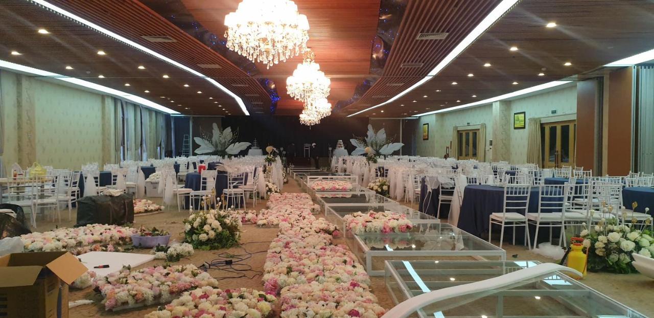 Bavico Plaza Hotel دالات المظهر الخارجي الصورة