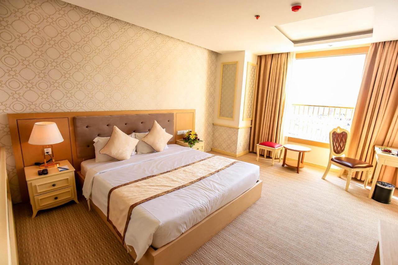 Bavico Plaza Hotel دالات المظهر الخارجي الصورة