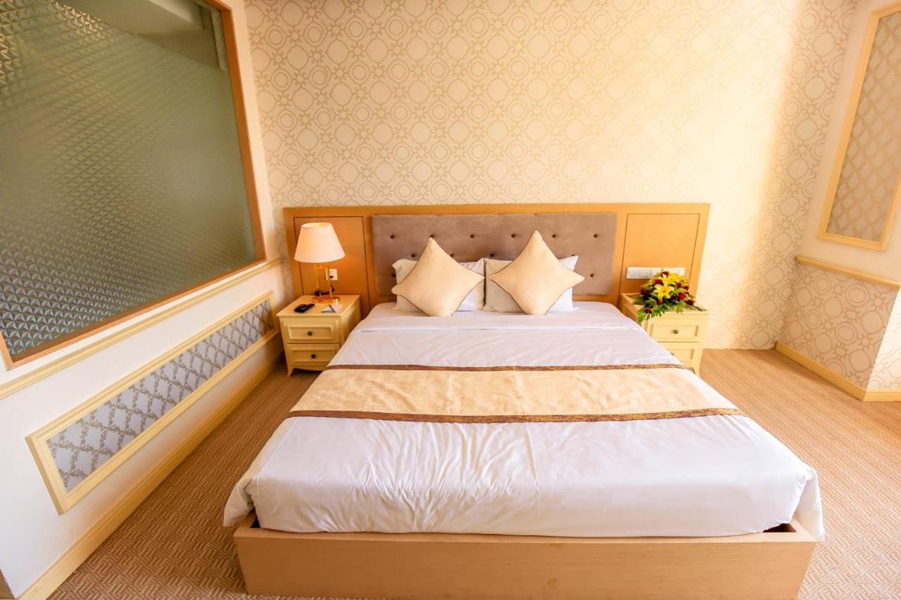 Bavico Plaza Hotel دالات المظهر الخارجي الصورة
