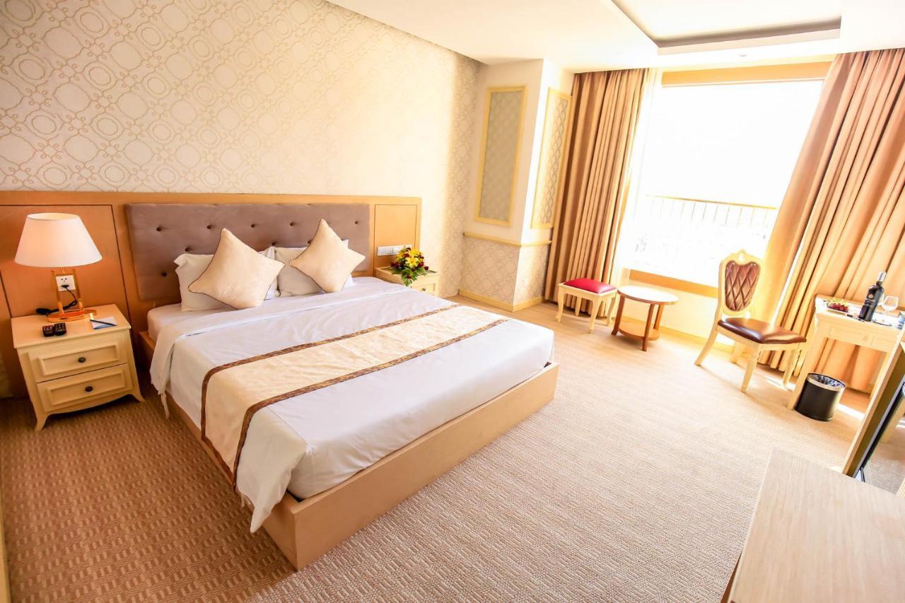 Bavico Plaza Hotel دالات المظهر الخارجي الصورة